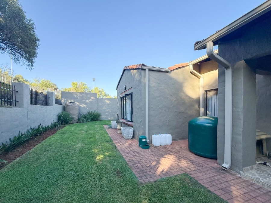 To Let 4 Bedroom Property for Rent in Xanadu Nature Estate North West